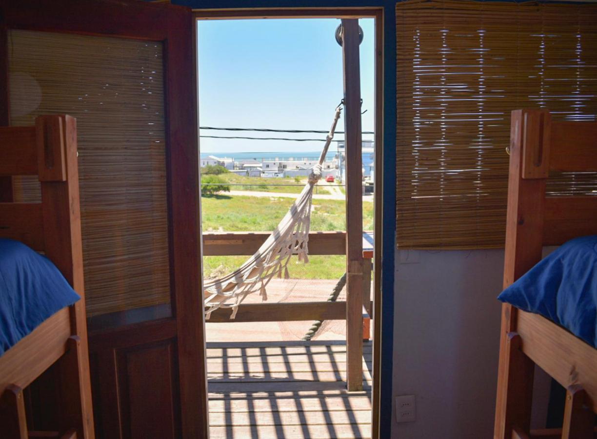 Mar De Fondo Hostel Punta Del Diablo Esterno foto